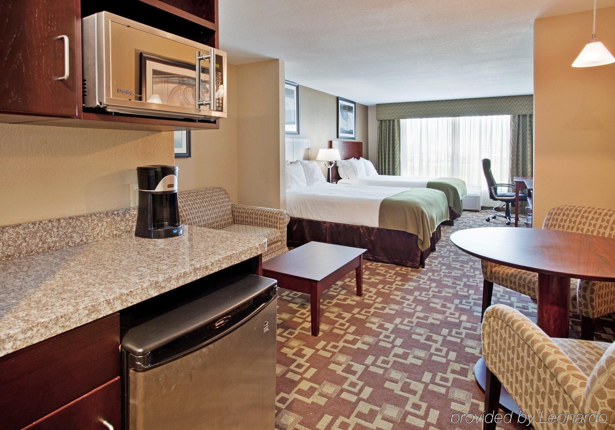 Holiday Inn Express Hotel & Suites St. Charles By Ihg Saint Charles Екстер'єр фото
